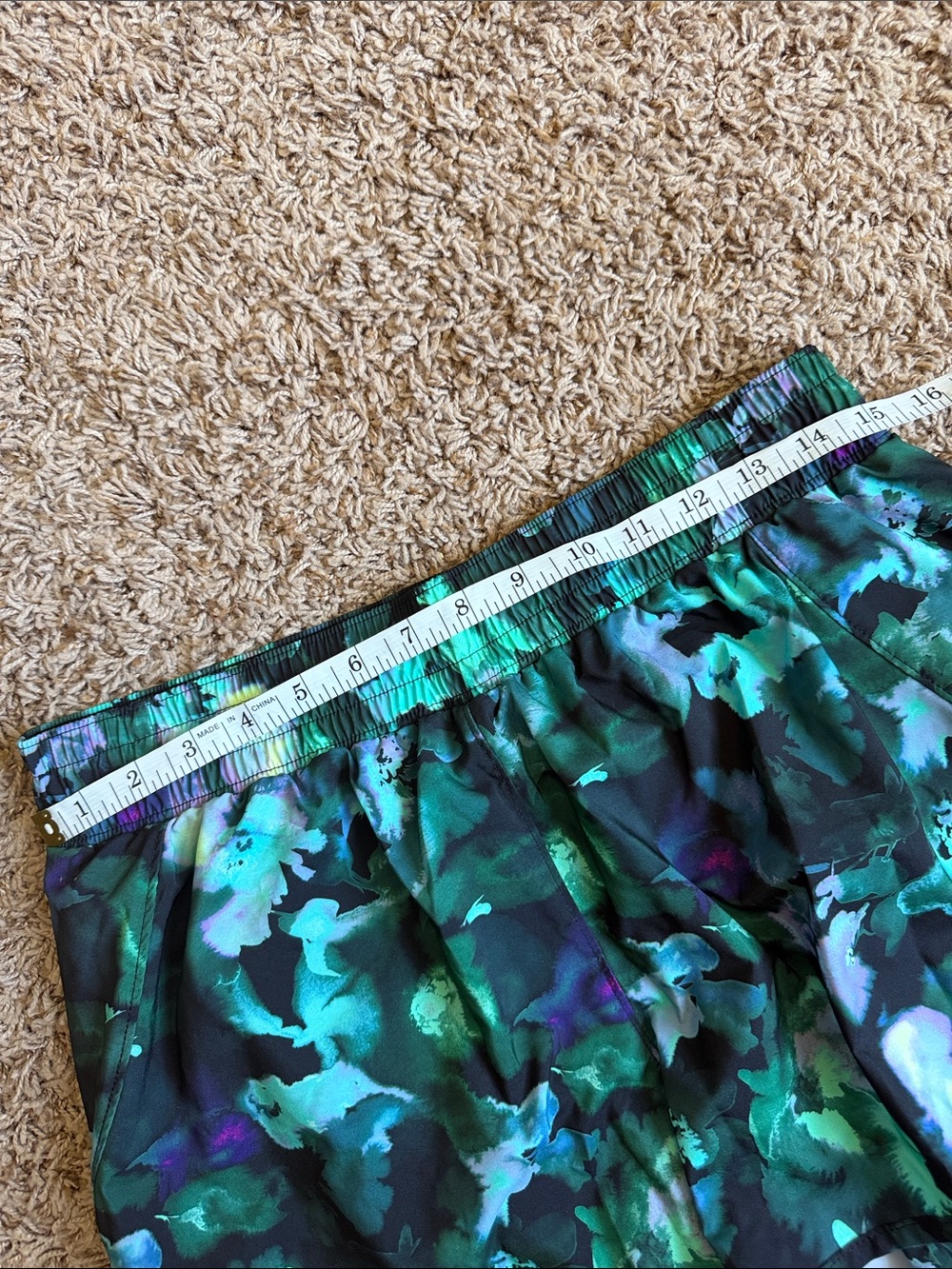 All in Motion active shorts - Picture 4 of 5